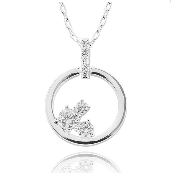 Eternal Chic Sparkle Silver Plated Necklace