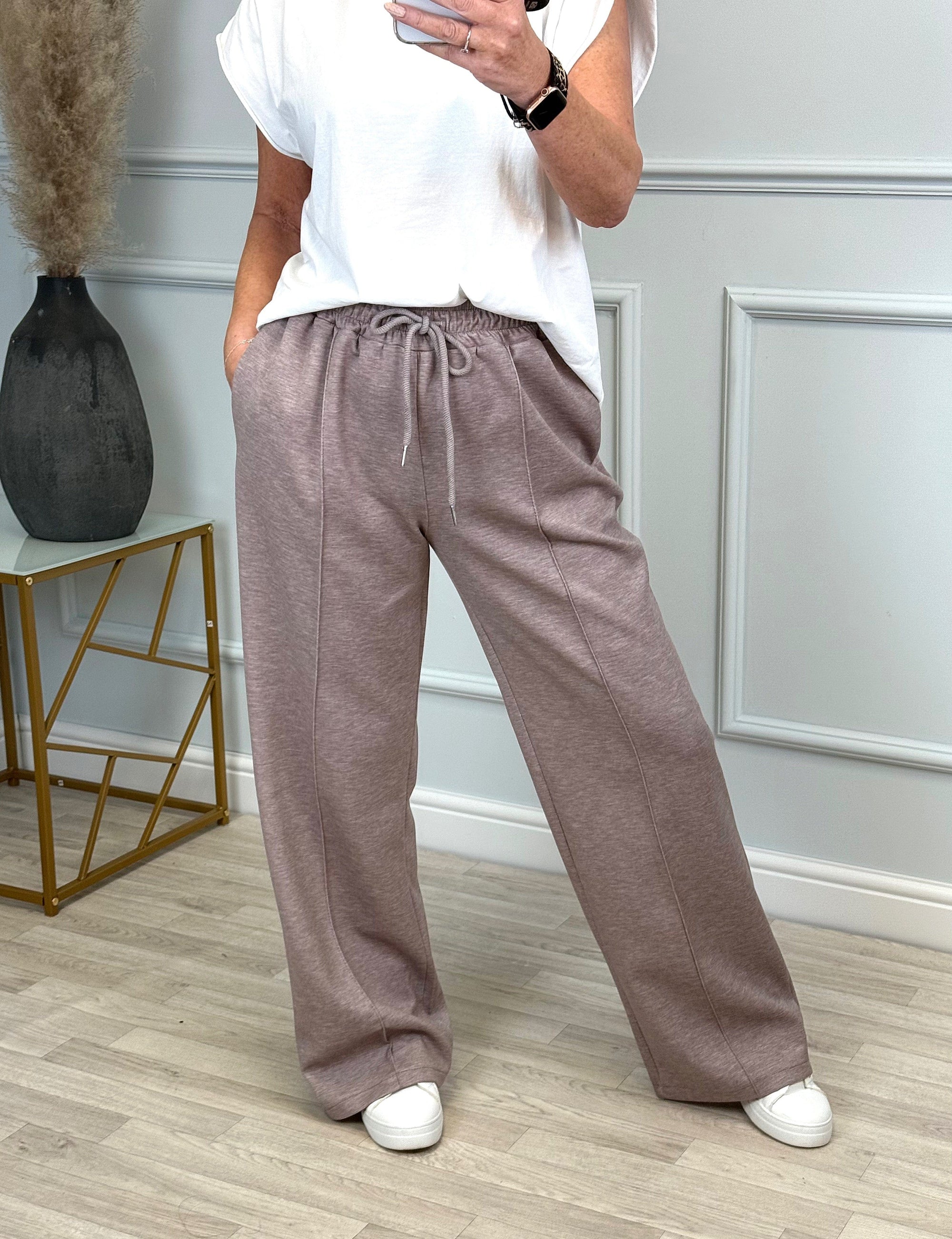 Alexandria Wide Straight Leg Trousers 8-18 Mocha - Susie's Boutique