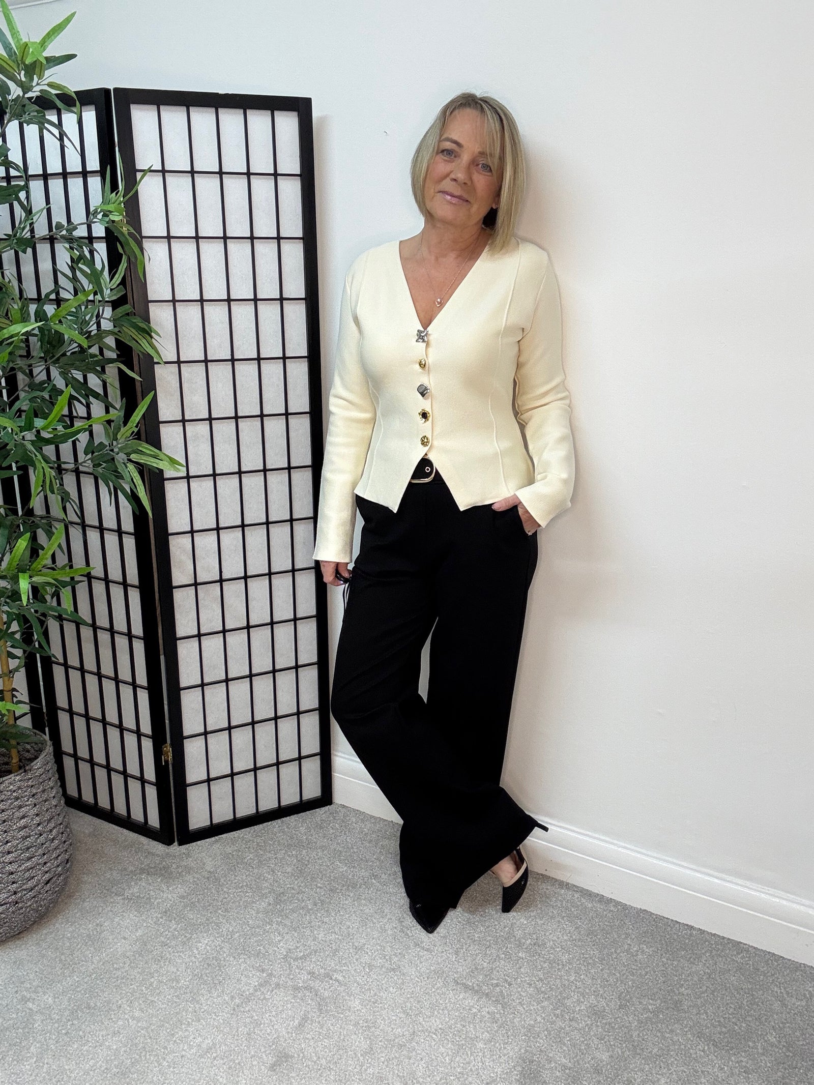 Tahlia Mixed Button Cardigan – Cream