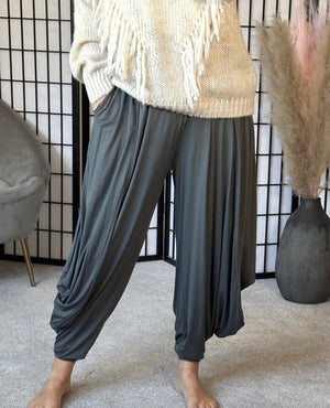 Alexia Harem trousers / Pants 8 - 20 - Susie's Boutique - | Women's Fashion Online