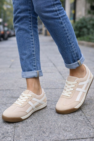 Retro Lace-Up Trainers