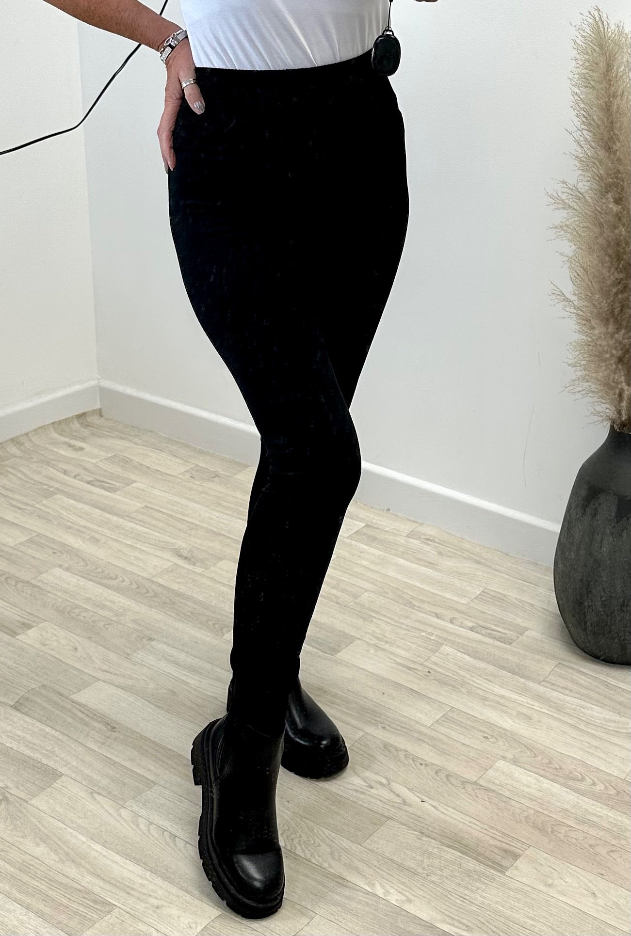 Exceptionally Stylish Fleece Lined Leggings at Low Prices