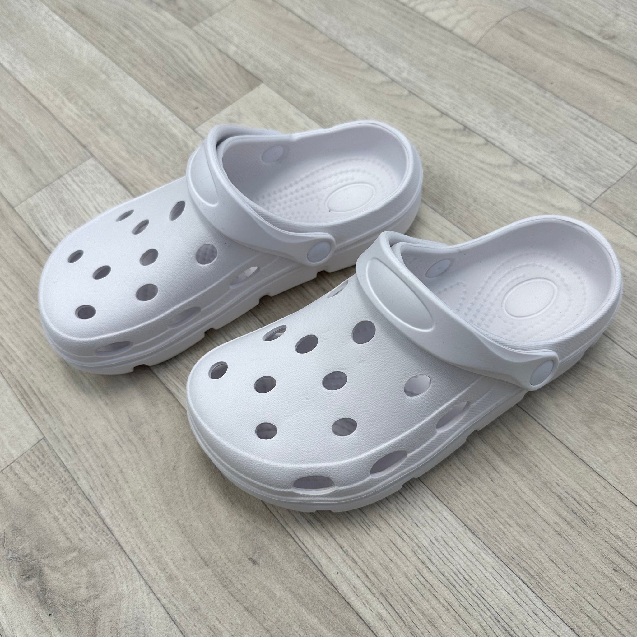 White crocs best sale for sale