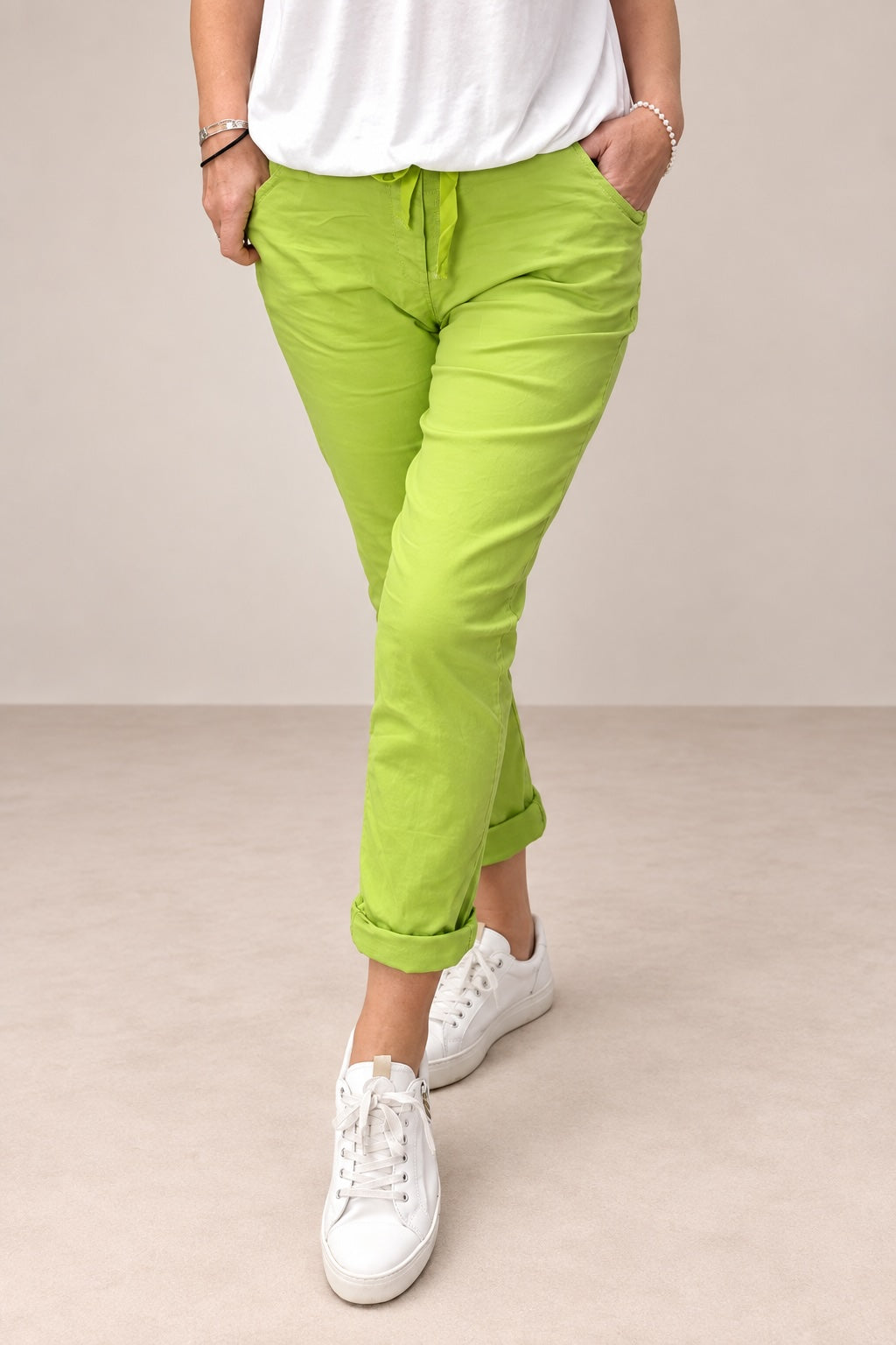 Julia Stretch Magic Trousers 8-22 Lime