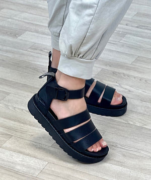 Sara Chunky Gladiator Sandals Black - Susie's Boutique - | Women's Fashion Online
