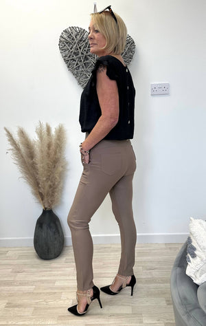 Madi High Waist Pocket Leggings 8-18 Camel NO RETURNS ON SALE ITEMS