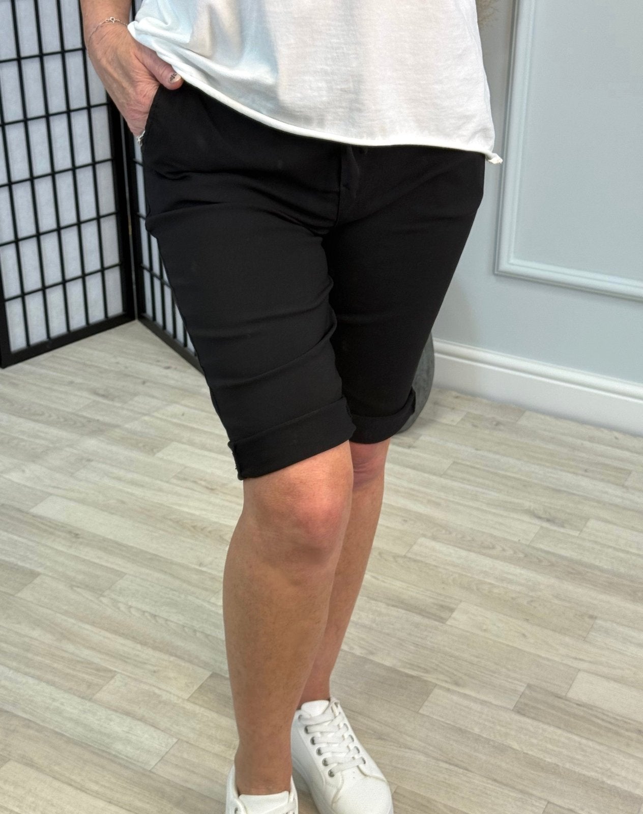 Milana Magic Shorts Bermuda 8 - 20 Black - Susie's Boutique - | Women's Fashion Online