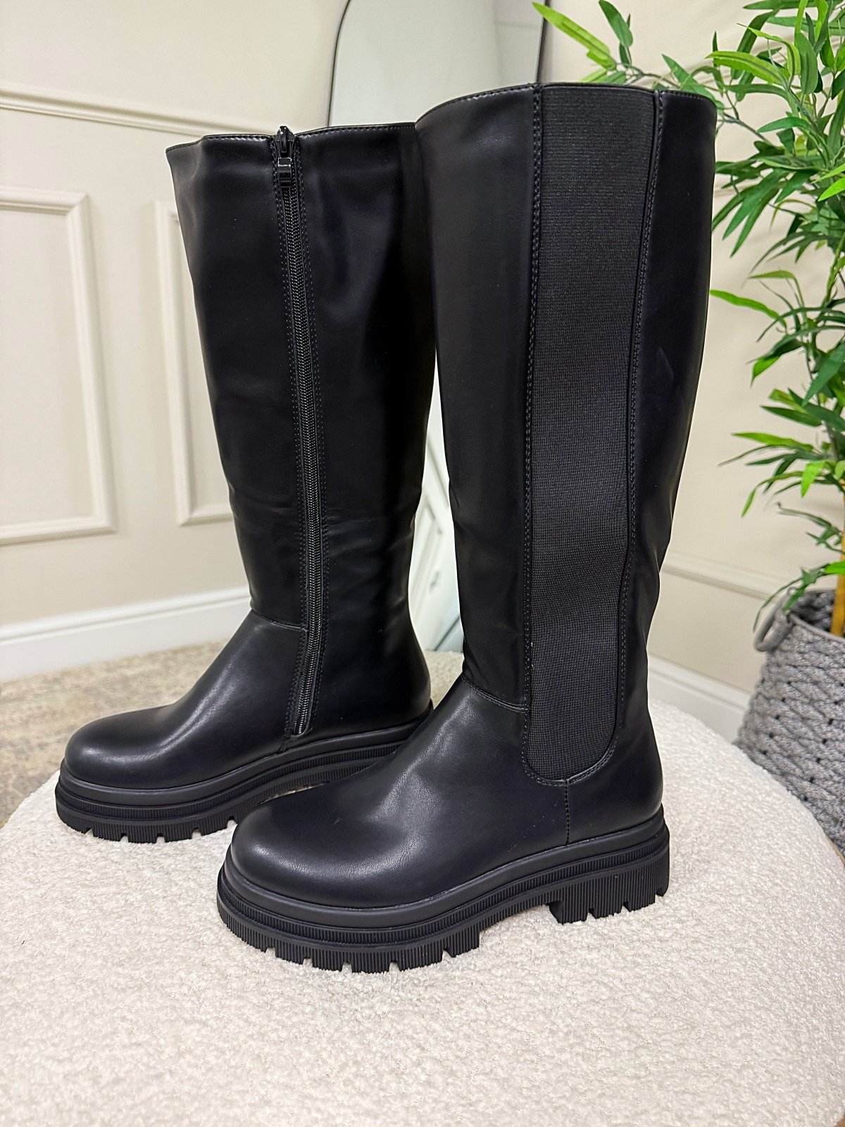 Claudia Chunky Sole Knee - High Boots – Black - Susie's Boutique - | Women's Fashion Online