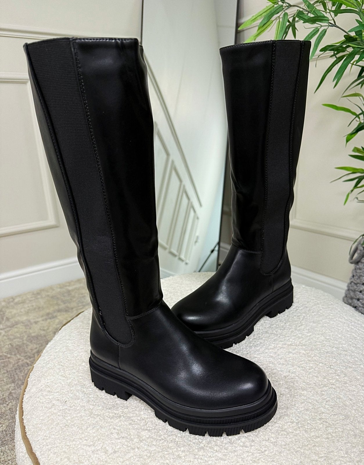 Claudia Chunky Sole Knee - High Boots – Black - Susie's Boutique - | Women's Fashion Online