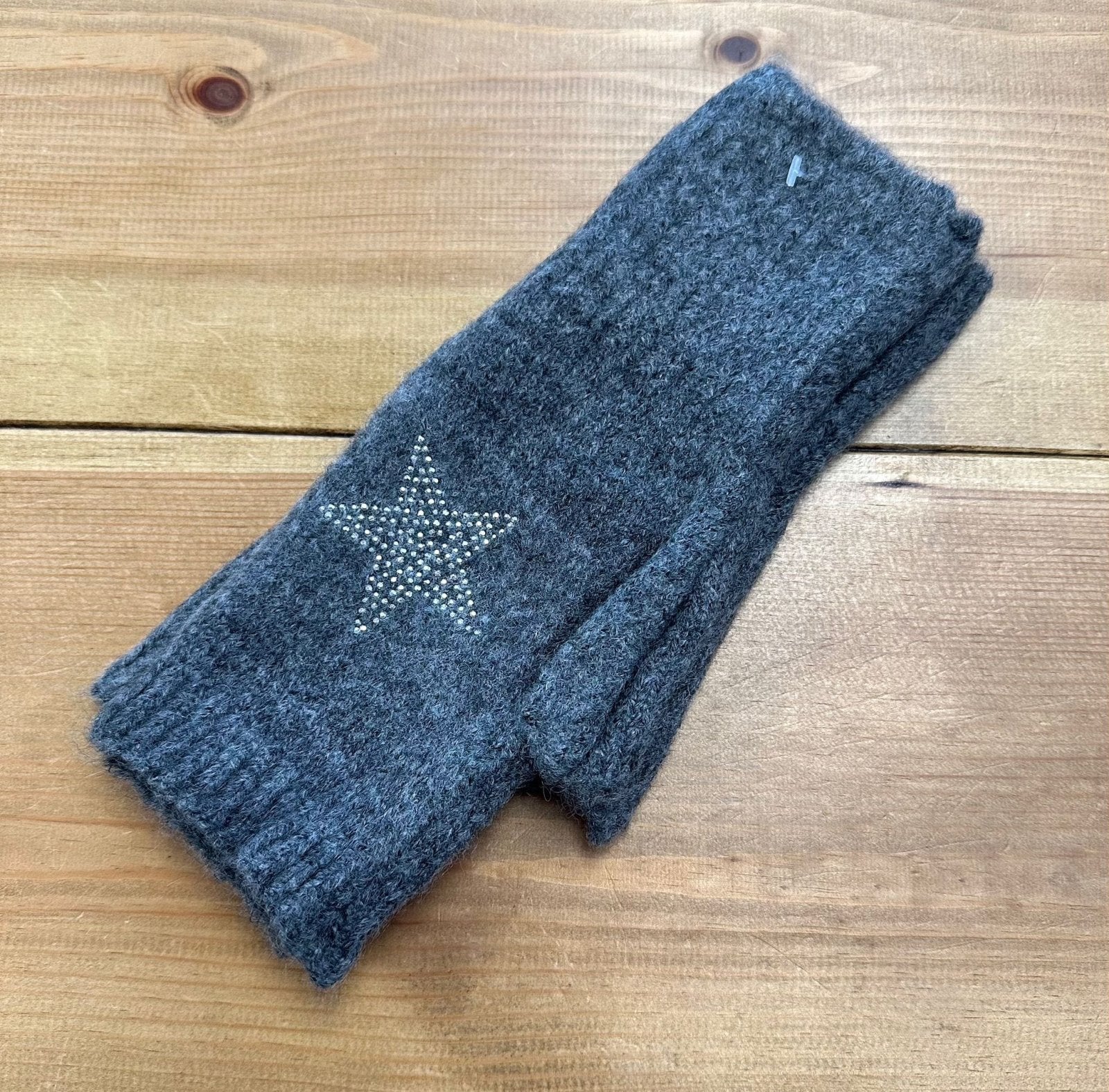 Fingerless Star Gloves (3 Colours) - Susie's Boutique - | Women's Fashion Online