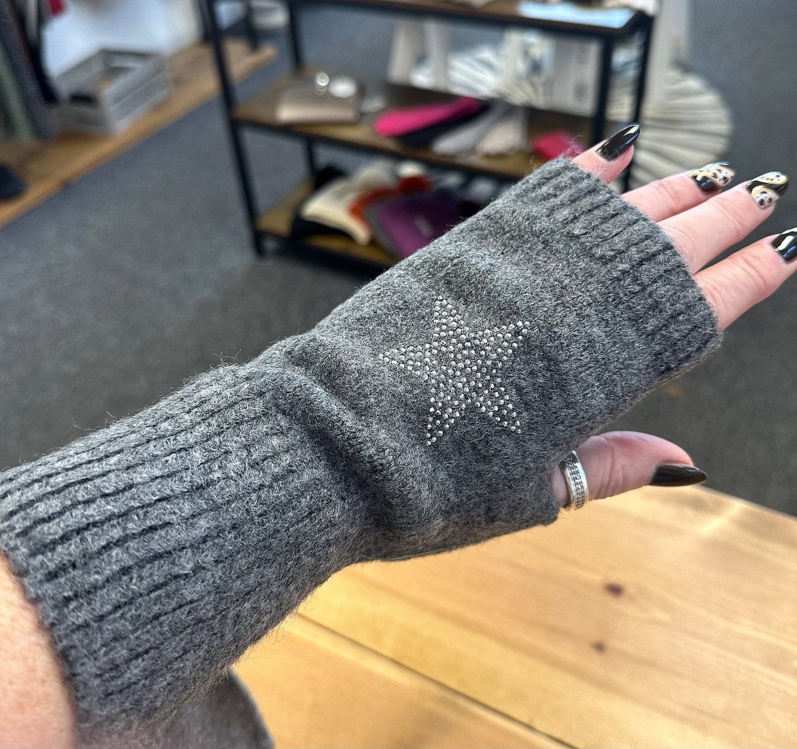 Fingerless Star Gloves (3 Colours) - Susie's Boutique - | Women's Fashion Online