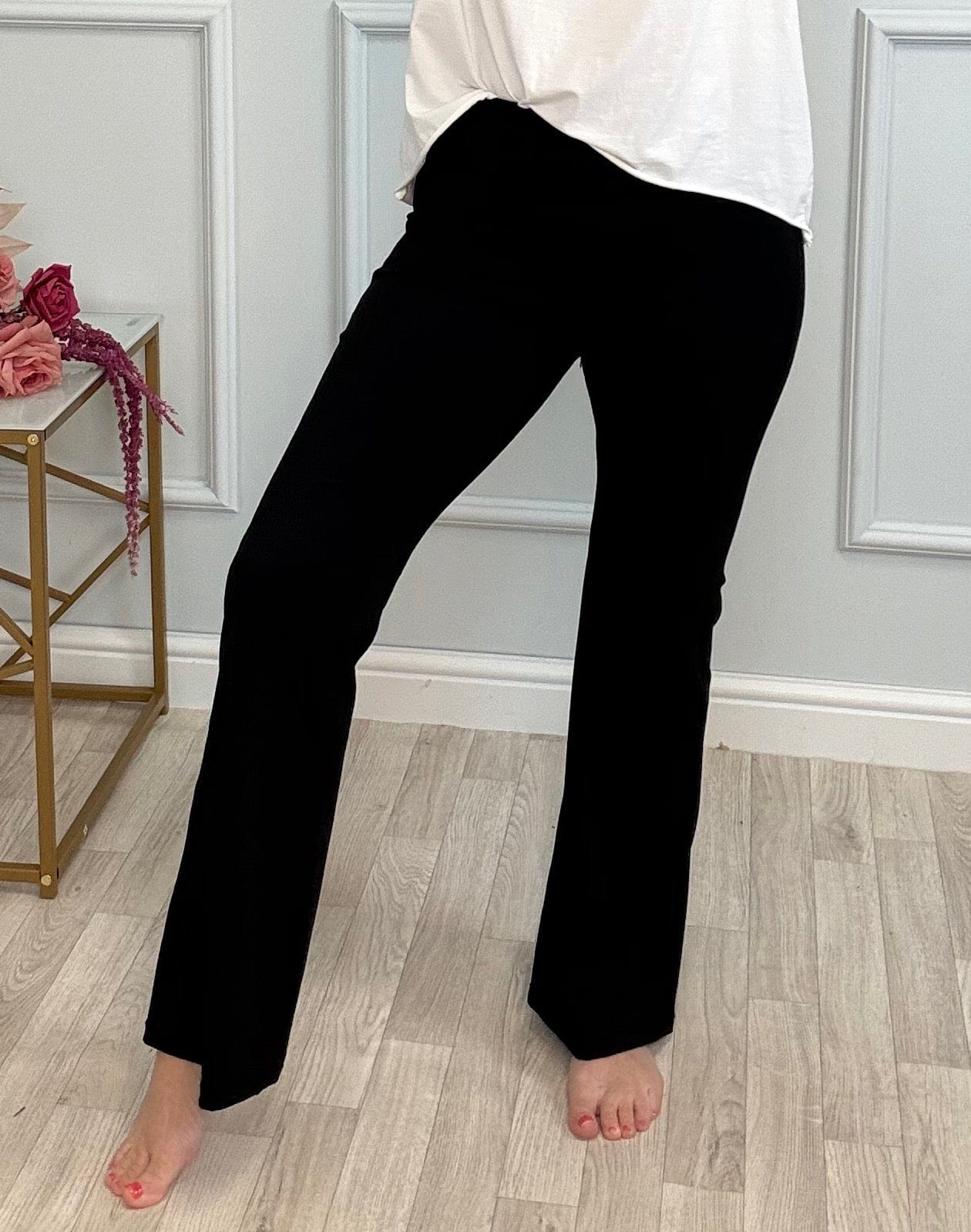 Sasha Flared Sporty Leggings 8–18 Black - Susie's Boutique - | Women's Fashion Online