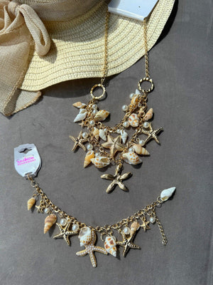 Seashell & Starfish Charm Bracelet - Susie's Boutique - | Women's Fashion Online