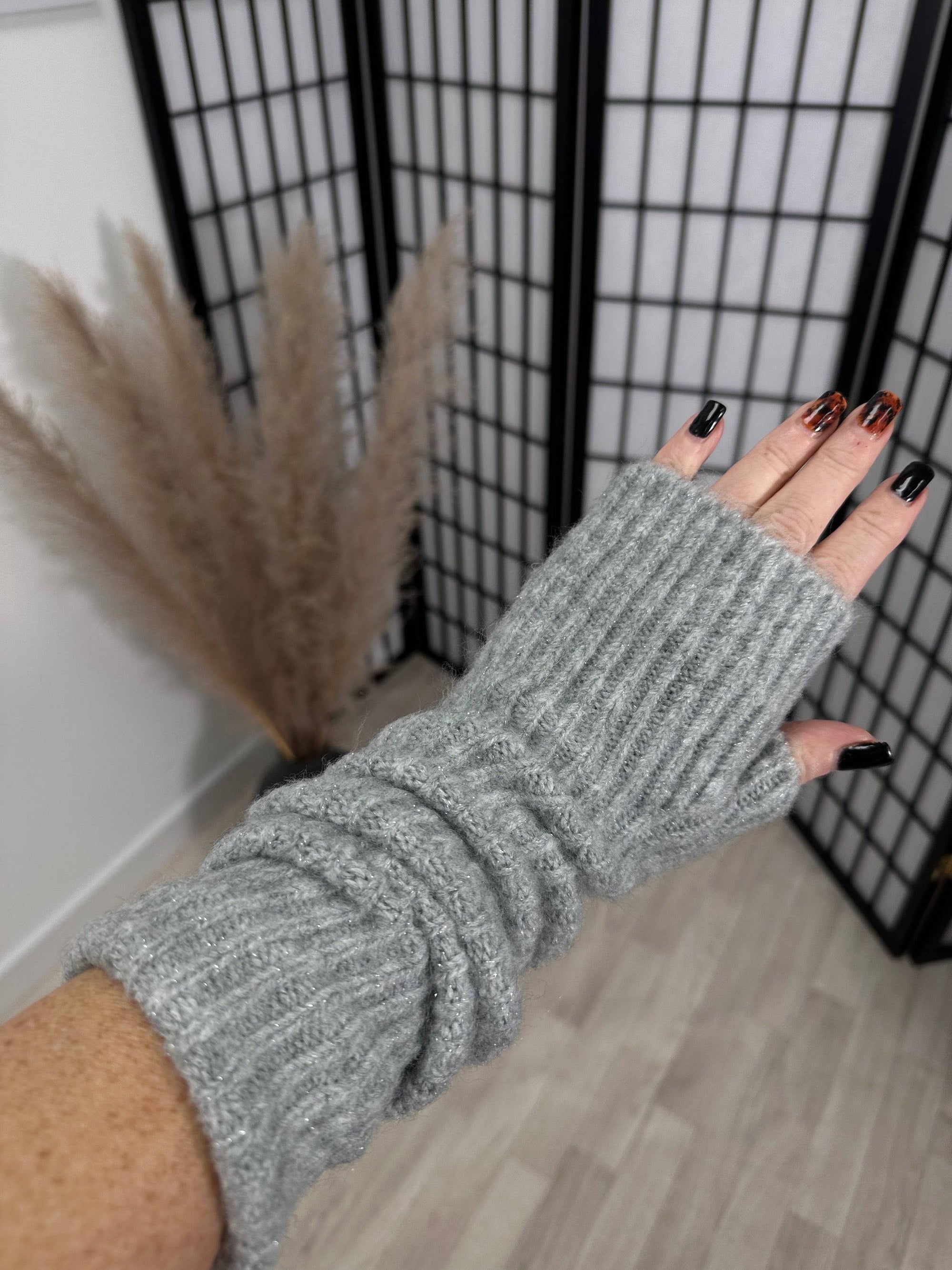 Long Length Fingerless Gloves (4 Colours)
