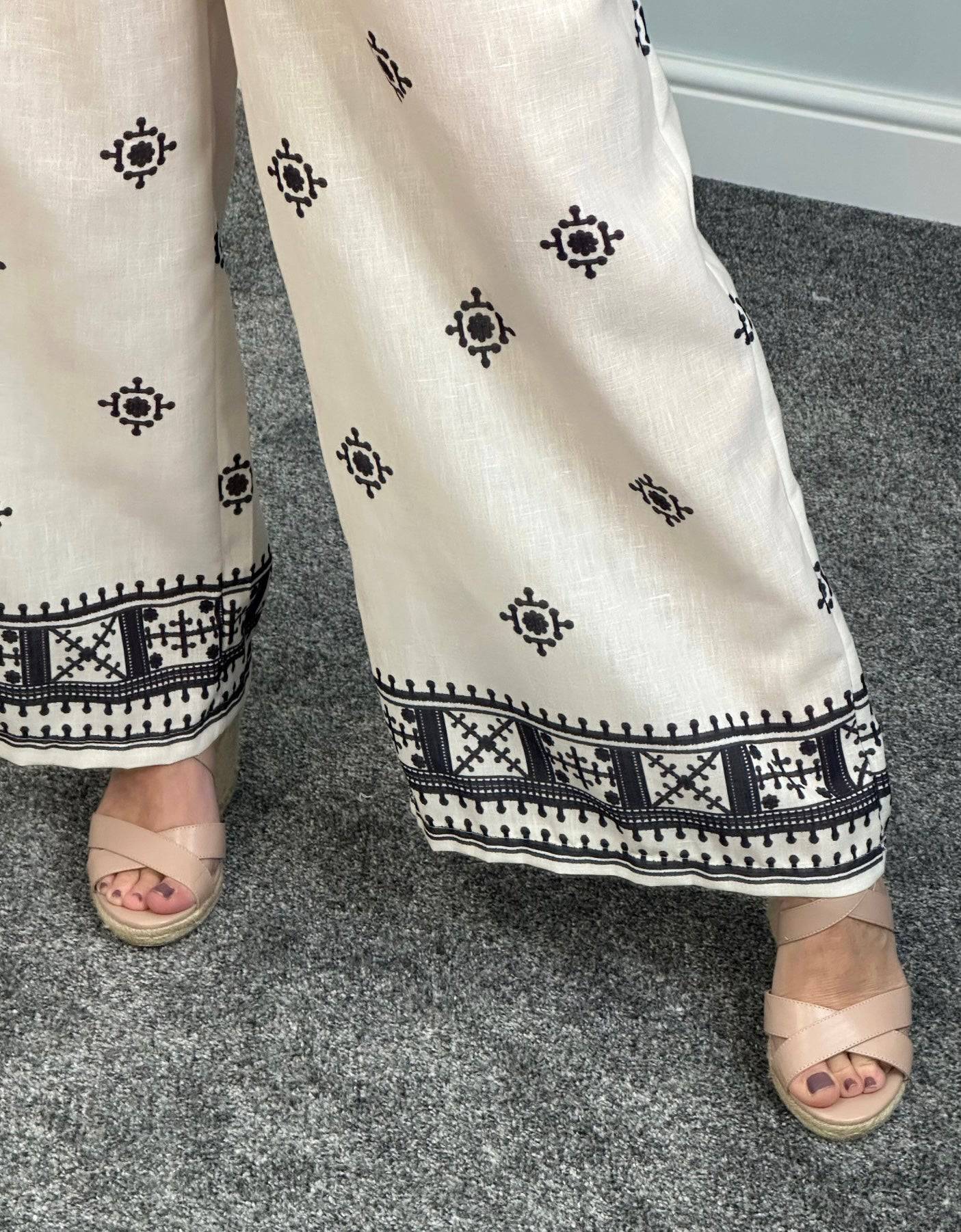 Danica Boho Border Print Wide Leg Trousers 8-16 White NO RETURNS ON SALE ITEMS