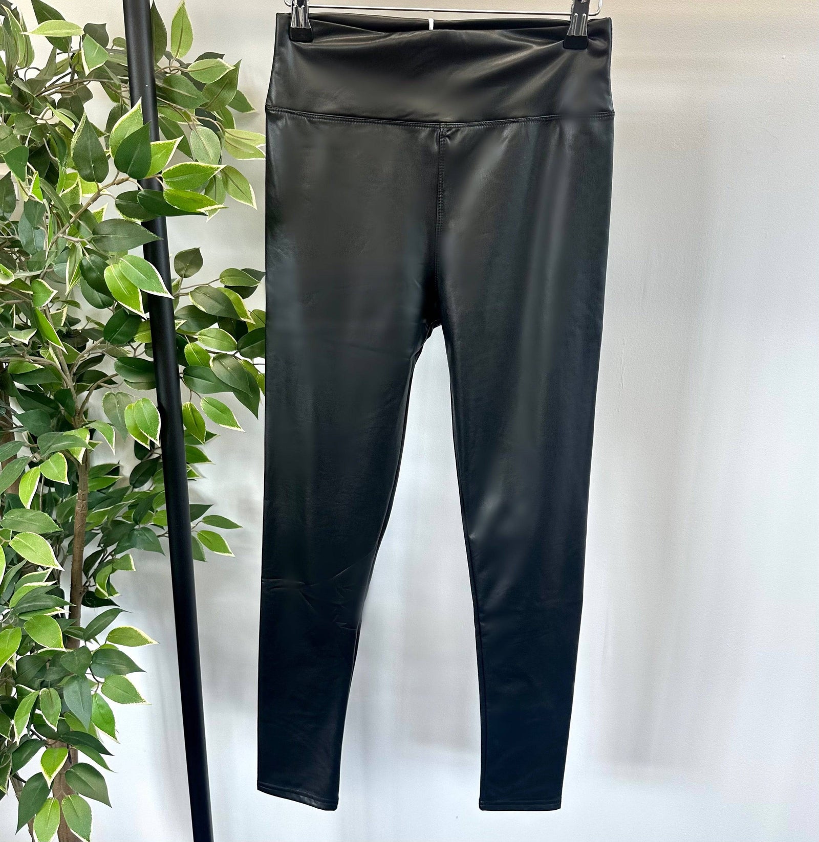 Allie High Waist Sleek Pu Leggings size 8 NO RETURNS ON SALE ITEMS - Susie's Boutique