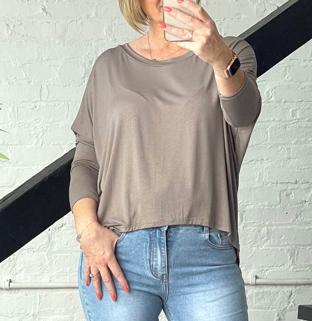Hallie Scoop Hem Sleeved Top 8-20 - Susie's Boutique